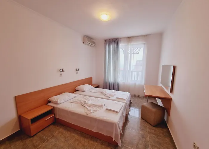 Хотел Watermill Complex 3*